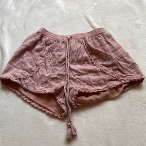 American Eagle flowy shorts